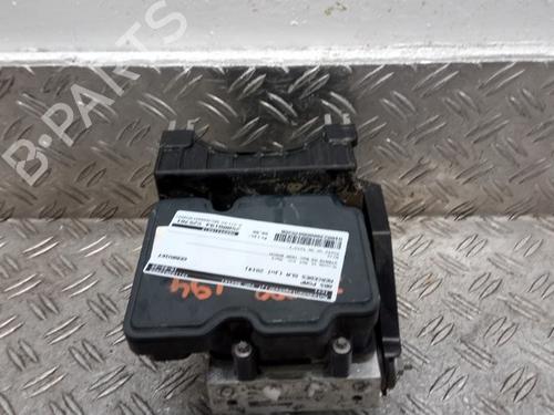 Used ABS pump MERCEDES-BENZ GLA-CLASS (X156) GLA 200 (156.943) (156 hp) 26047066