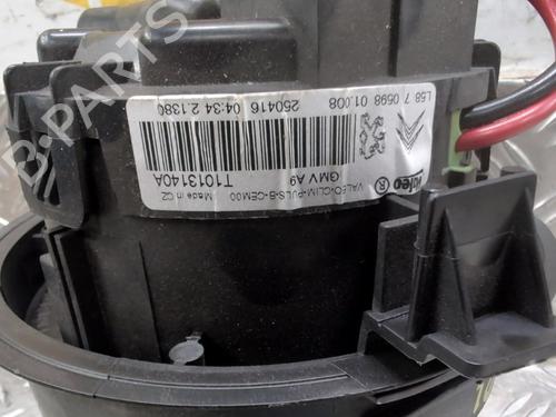 Heater blower motor PEUGEOT 208 I (CA_, CC_) 1.2 VTI 82 | BP26044085M62