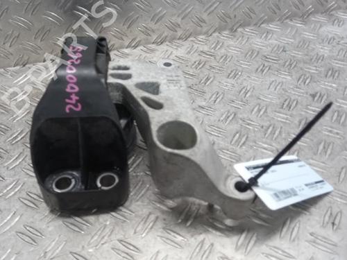 Used Engine mount DACIA JOGGER (RK_) 1.6 HYBRID 140 (RKN8) (141 hp) 26046023