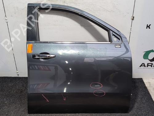 right-front-door-mercedes-benz-x-class-470-2017-2018-2019-2020-26044000 main image