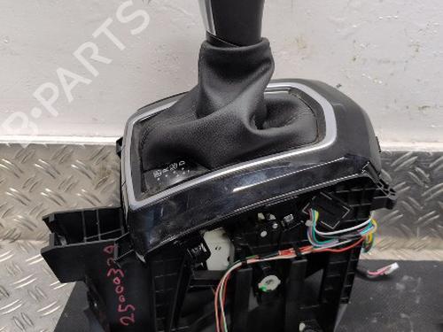 Used Shift knob Shift knob 27817776 27817776
