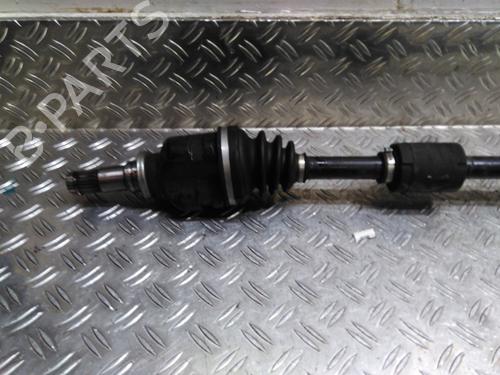 Right front driveshaft TOYOTA YARIS (_P13_) 1.5 Hybrid (NHP130_, NHP130) | BP26042530M39 