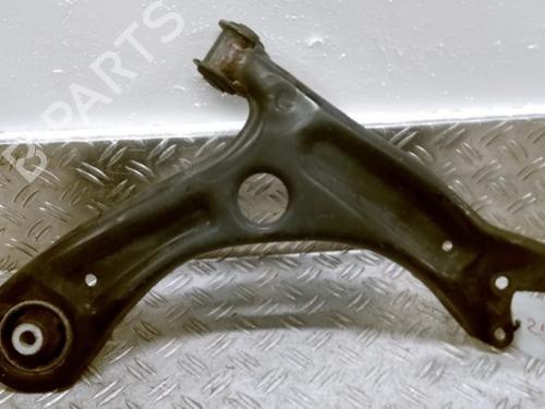 Højre fortil bærearm VW UP! (121, 122, BL1, BL2, BL3, 123) 1.0 (60 hp) 26045037