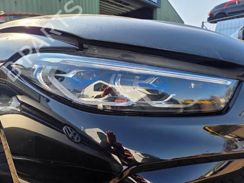 Used Right headlight Right headlight BMW 8 Coupe (G15, F92) M8 Competition (625 hp) 32846647 32846647