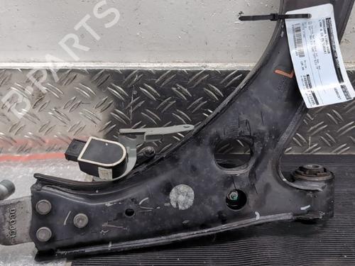 Querlenker links vorne LYNK & CO 01 PHEV | BP29965748M12