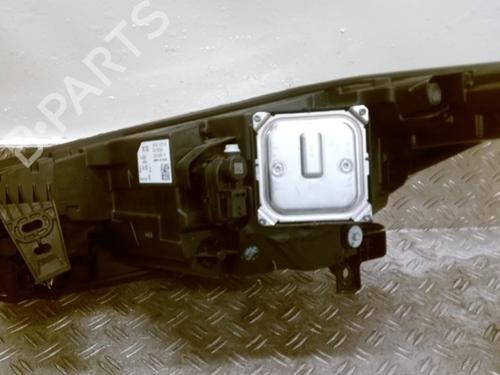 Right headlight RENAULT ZOE Hatchback Van (BFM_) Electric (BFMC, BFMD) | BP26045562C29