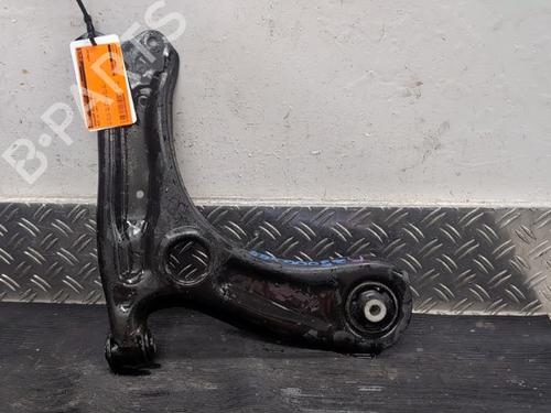 Used Right front suspension arm Right front suspension arm AUDI A1 Sportback (8XA, 8XF) 1.0 TFSI (95 hp) 33844807 33844807