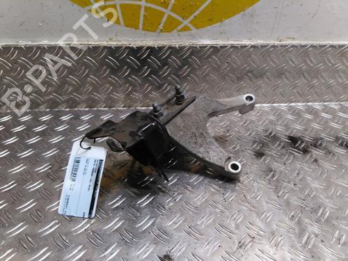 Used Engine mount Engine mount 26041901 26041901