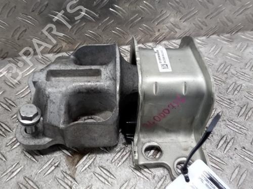 Used Engine mount Engine mount OPEL MOVANO C Van (U9) 2.2 D (140 hp) 26046047 26046047