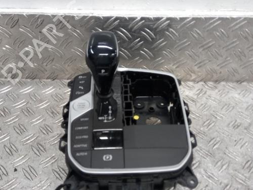 Used Gear lever BMW 3 Touring (G21, G81) M 340 i xDrive (374 hp) 26047200