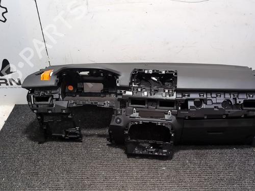 Used Dashboard Dashboard MERCEDES-BENZ HECKFLOSSE (W111, W112) 230 S (111.010) (120 hp) 32215433 32215433