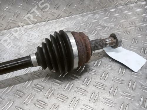 Used Right front driveshaft Right front driveshaft PEUGEOT 208 II (UB_, UP_, UW_, UJ_) 1.2 PureTech 100 (101 hp) 26046639 26046639