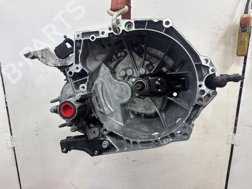 Used Gearbox Gearbox CITROËN C4 CACTUS 1.2 THP 110 (110 hp) 33956225 33956225
