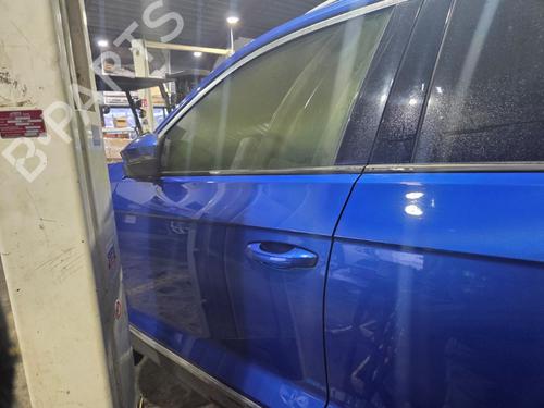 left-front-door-vw-t-roc-a11-d11-2017-31992791 main image