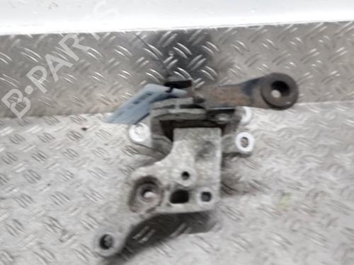 engine-mount-renault-trafic-iii-van-fg_-2014-26046224 main image