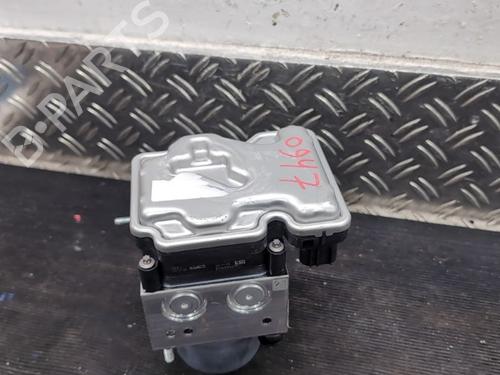 Used ABS pump RENAULT KANGOO III Box Body/MPV 1.5 Blue dCi 115 (FJAC) (116 hp) 30875366