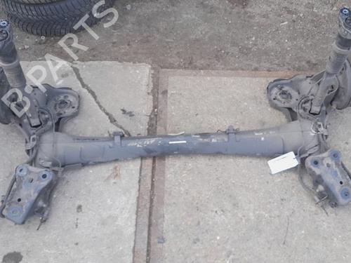 Achteras Achteras OPEL CORSA F (P2JO) 1.2 (68) (75 hp) 33844704 33844704