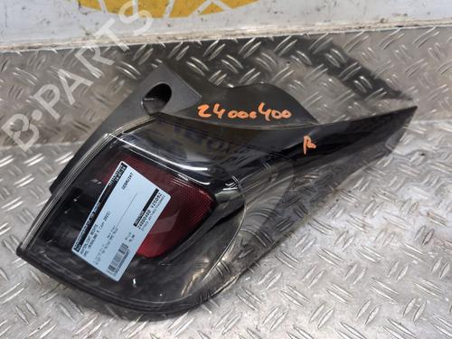 Used Right taillight OPEL CROSSLAND X / CROSSLAND (P17, P2QO) 1.2 (75) (110 hp) 26043962