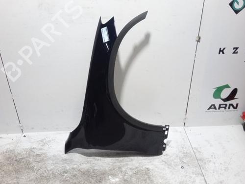 Guarda-lamas direito MERCEDES-BENZ GLC (X253) 300 e 4-matic (253.953) (320 hp) 26047749