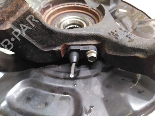 Left front steering knuckle TOYOTA YARIS (_P13_) 1.5 Hybrid (NHP130_, NHP130) | BP26042271M25 