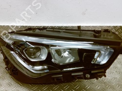 Koplamp rechts MERCEDES-BENZ CLA (C118) CLA 220 4-matic (118.345) (190 hp) 26047042
