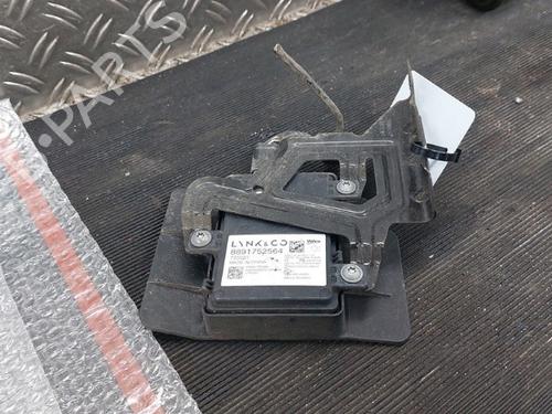 Otra LYNK & CO 01 PHEV (261 hp) 32315730