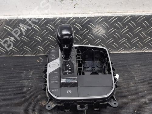 Used Gear lever BMW 3 (G20, G80, G28) 320 e Plug-in-Hybrid (204 hp) 30155995