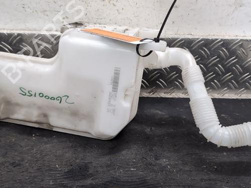 windscreen-washer-tank-vw-golf-viii-cd1-da1-2019-37989327 main image