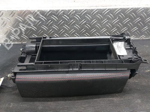 Used Armrest / Center console Armrest / Center console 36861598 36861598