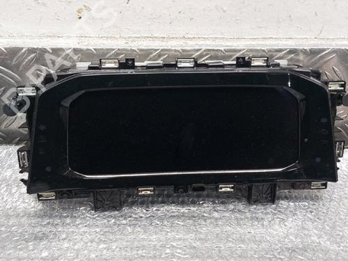 instrument-cluster-vw-golf-viii-cd1-da1-2019-32520097 main image