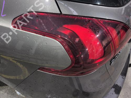 Used Left taillight PEUGEOT 2008 I (CU_) 1.2 THP 110 / PureTech 110 (110 hp) 31627392