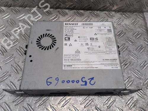 Used Radio RENAULT MEGANE IV Grandtour (K9A/M/N_) E-TECH 160 (K9NH) (158 hp) 26317390