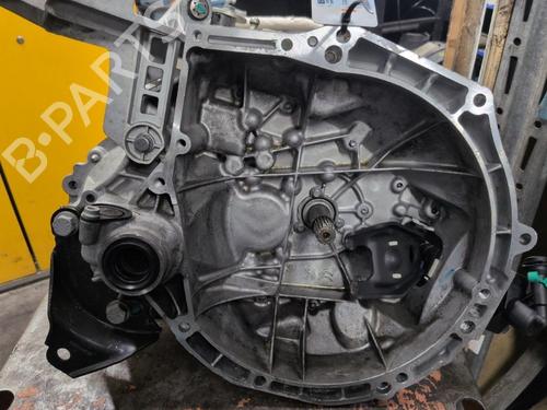 Used Gearbox Gearbox OPEL CORSA F (P2JO) 1.2 (68) (75 hp) 26046094 26046094