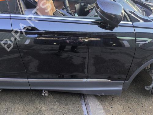 Used Right front door Right front door VW TIGUAN ALLSPACE (BW2, BJ2) 1.5 TSI (150 hp) 40450695 40450695