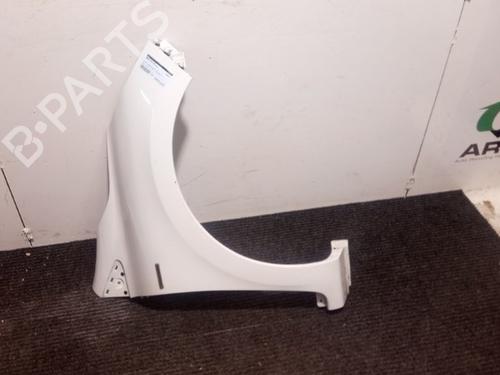 Used Right front fenders RENAULT CLIO IV Grandtour (KH_) 1.2 TCe 120 (KHAU) (118 hp) 27326928
