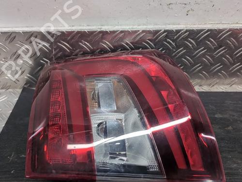 Used Right taillight SKODA OCTAVIA III Combi (5E5, 5E6) 1.0 TSI (115 hp) 28095032
