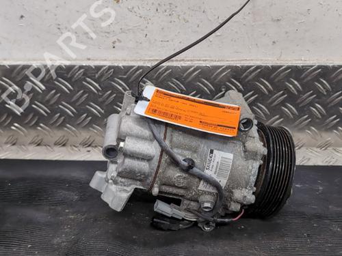 Used AC compressor AC compressor RENAULT CAPTUR II (HF_) TCe 90 (HFM6) (91 hp) 36353943 36353943