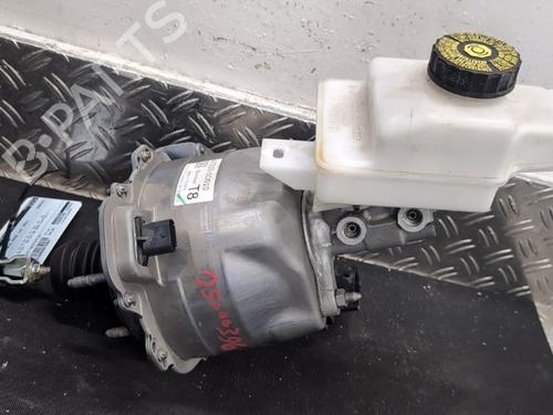 Used Servo brake TOYOTA YARIS CROSS (MXP_) 1.5 Hybrid (MXPJ10) (116 hp) 27817781