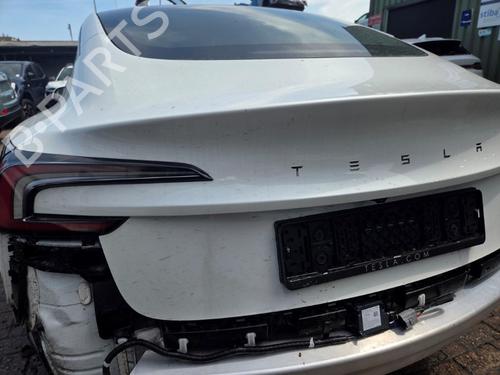 Tailgate TESLA MODEL 3 (5YJ3) EV | BP37989387C6 - Image 2