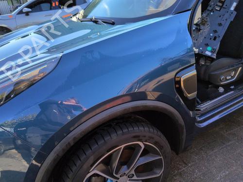 Full front LYNK & CO 01 PHEV | BP33844778S1  - Image 5