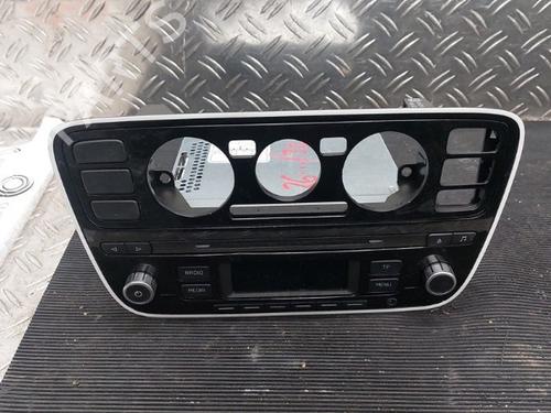 Used Radio VW UP! (121, 122, BL1, BL2, BL3, 123) 1.0 (60 hp) 33018602