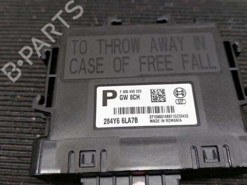 Used Control unit Control unit MERCEDES-BENZ HECKFLOSSE (W111, W112) 230 S (111.010) (120 hp) 32215455 32215455