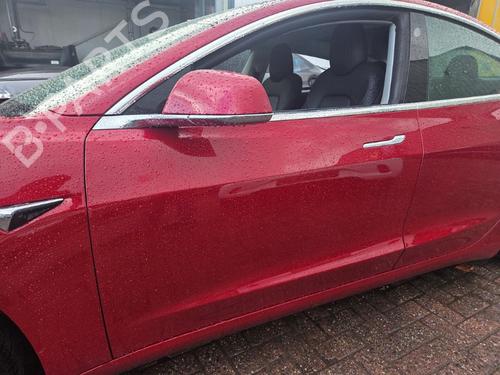 Used Left front door Left front door 36861507 36861507