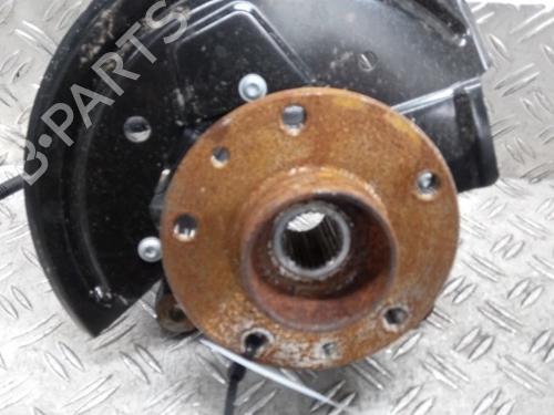 Used Left front steering knuckle RENAULT ZOE Hatchback Van (BFM_) Electric (BFMC, BFMD) (136 hp) 26045682