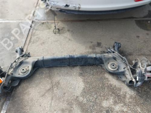 Used Rear axle RENAULT ARKANA I (LCM_, LDN_) 1.6 E-TECH 145 (LDMU) (143 hp) 33018492