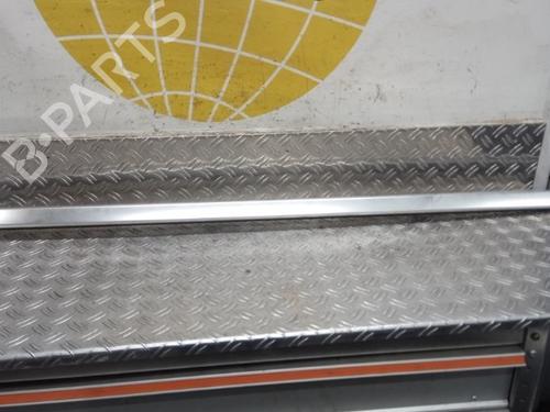 Used Roof bar SUZUKI VITARA (LY) 1.0 (APK 310) (111 hp) 26044637