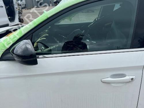 Used Left front door OPEL CORSA F (P2JO) 1.2 (68) (101 hp) 30550023