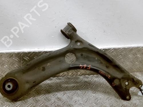 Used Right front suspension arm SKODA KAMIQ (NW4) 1.0 TSI (110 hp) 26046452