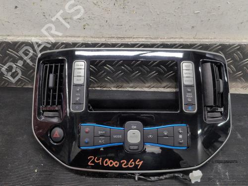 climate-control-nissan-nv200-van-2010-34694928 main image