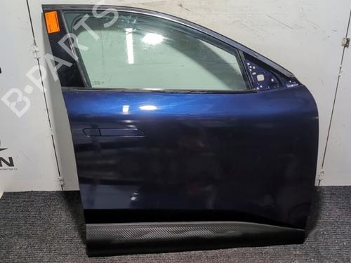 right-front-door-renault-megane-e-tech-suv-2021-32215276 main image
